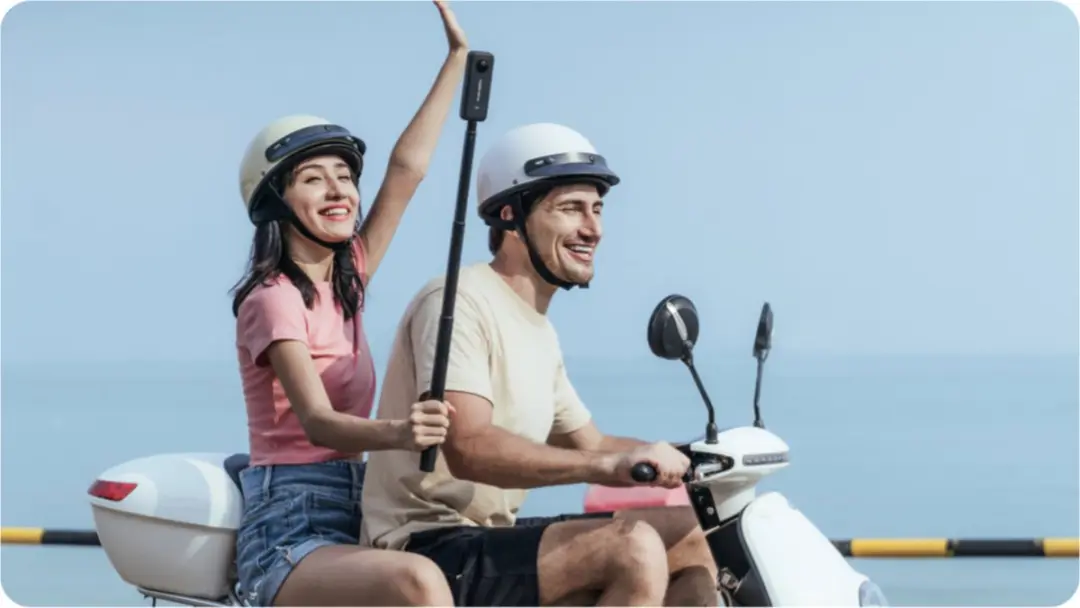 Insta360 CINX2CB/G 2-in-1 Selfie Stick Statief - Zwart - afbeelding 6 van 6