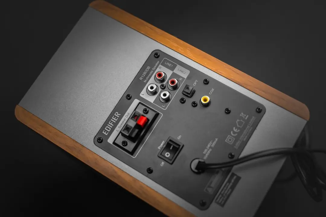 Edifier R1280DB Hout 2.0 Bluetooth Speakerset - Zwart - afbeelding 6 van 6