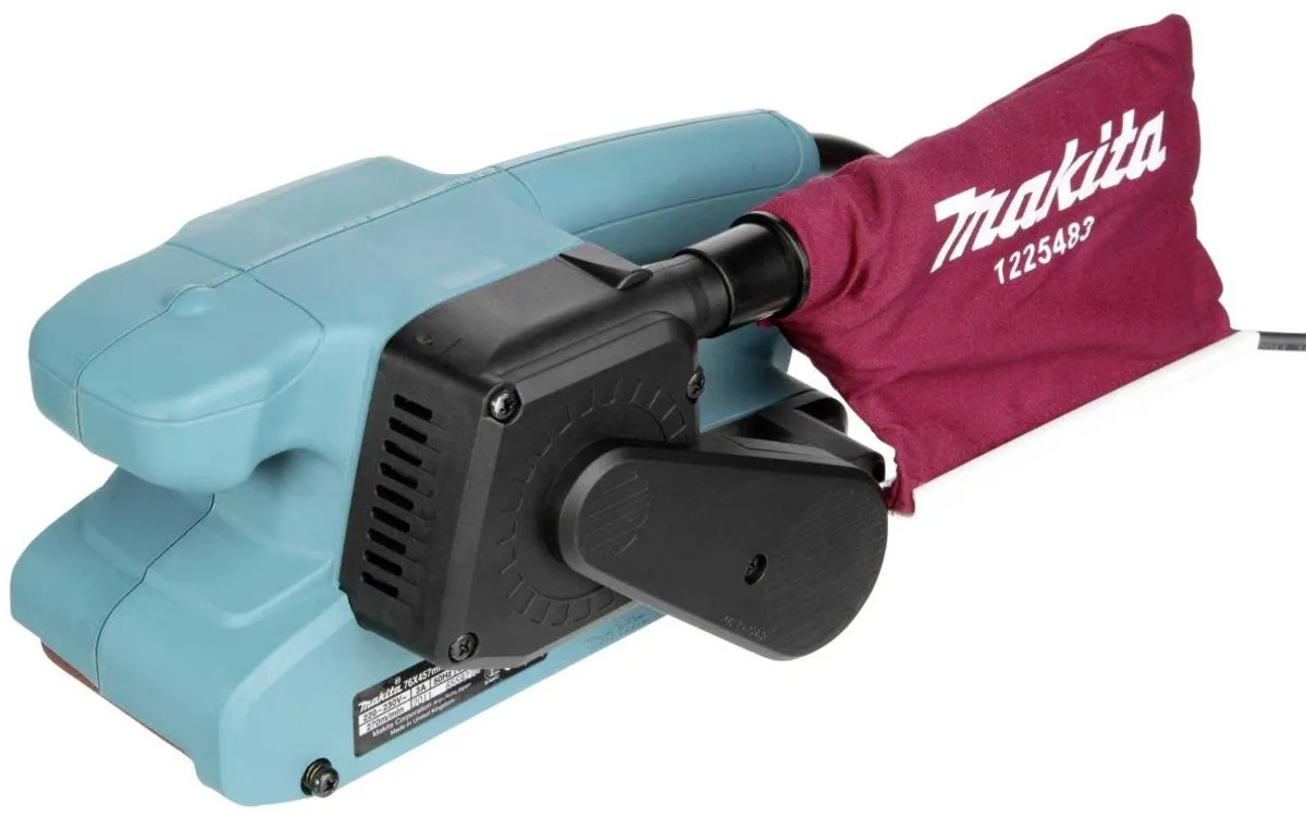 Makita 9910 Schuurmachine - 650W