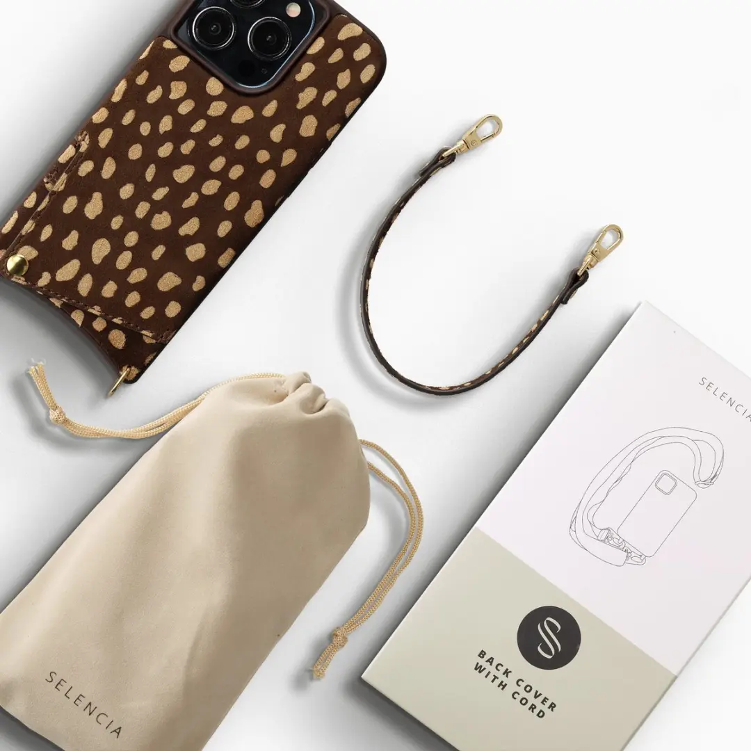 Selencia Hoesje iPhone 14 Pro - Real Leather Fawn Chic - 2 Pasjes