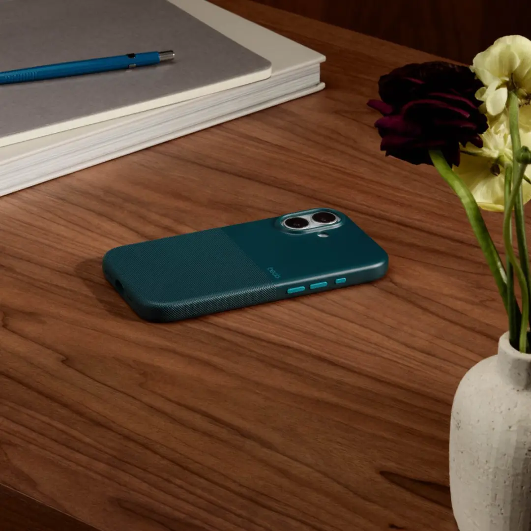 Beats Rugged Hoesje MGJY4LL/A - MagSafe & Cameraregelaar - Blauw