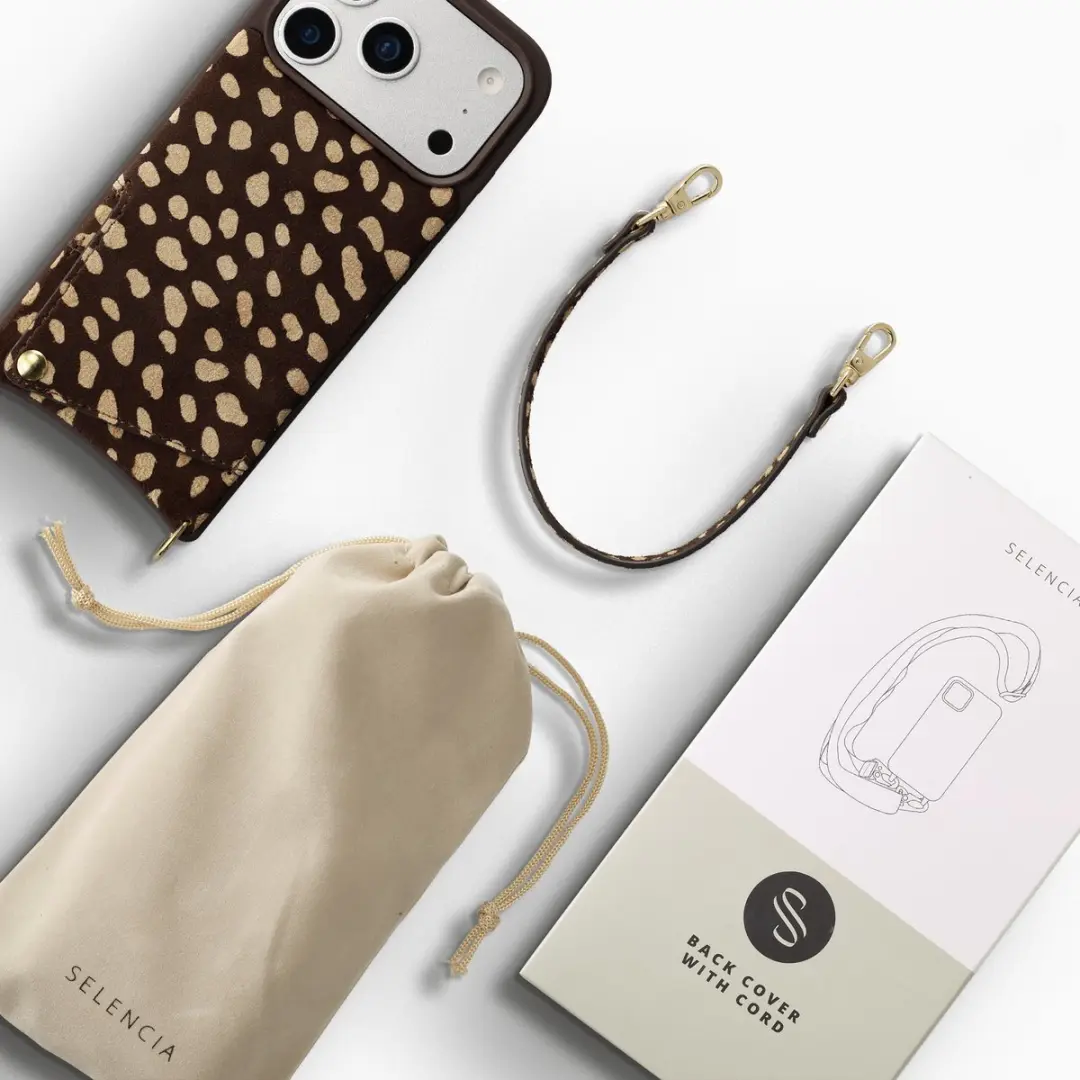 Selencia Hoesje iPhone 17 Pro - Real Leather Fawn Chic - 2 Pasjes