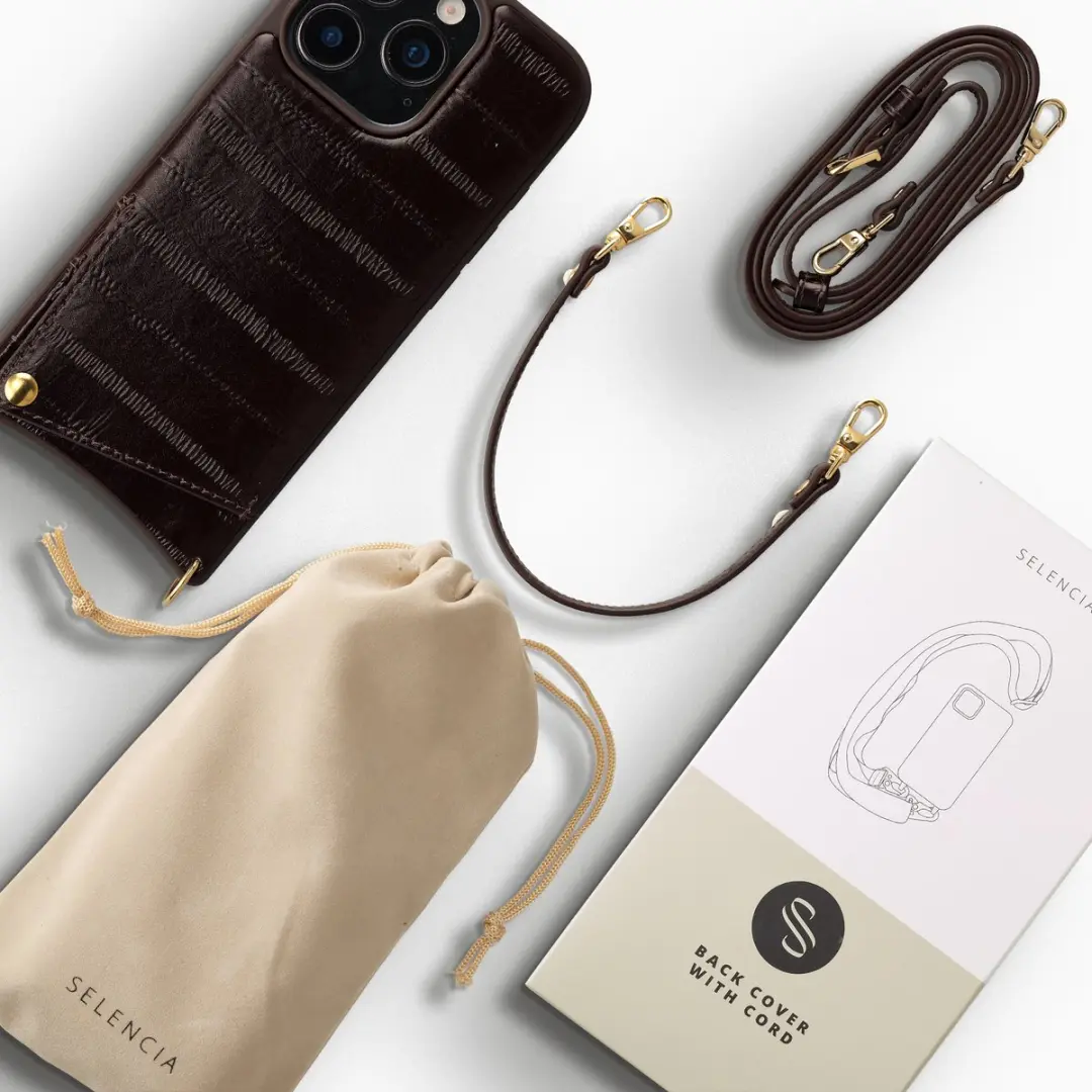 Selencia Hoesje iPhone 16 Pro - Donkerbruin Leder - 2 Pasjes