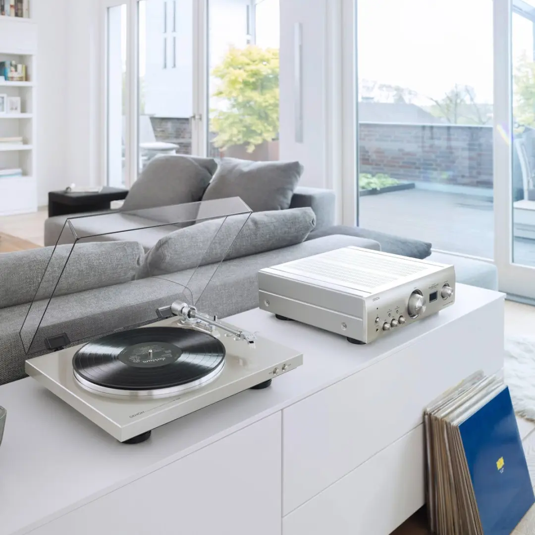 Denon DP-300F Volledig Automatische Platenspeler - Zilver