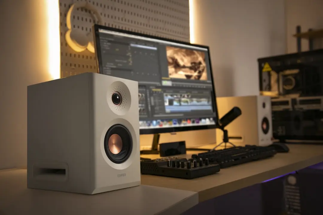Edifier MR5 MR5-WHT Monitorluidsprekers - 110W - Wit