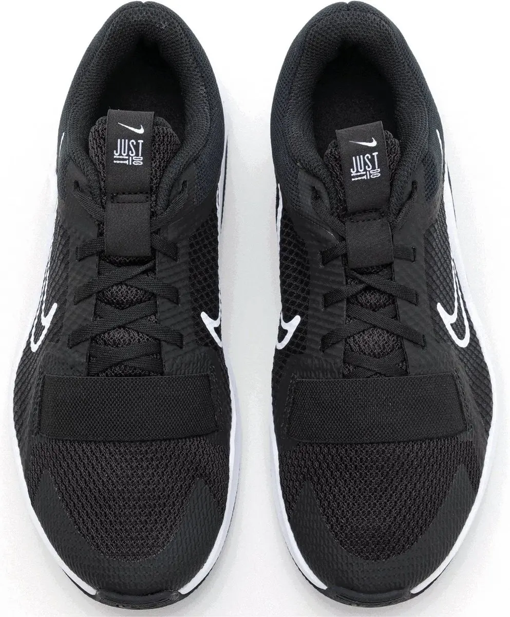 Nike MC Trainer 2 Sportschoenen Vrouwen 40.5 - Zwart/Wit