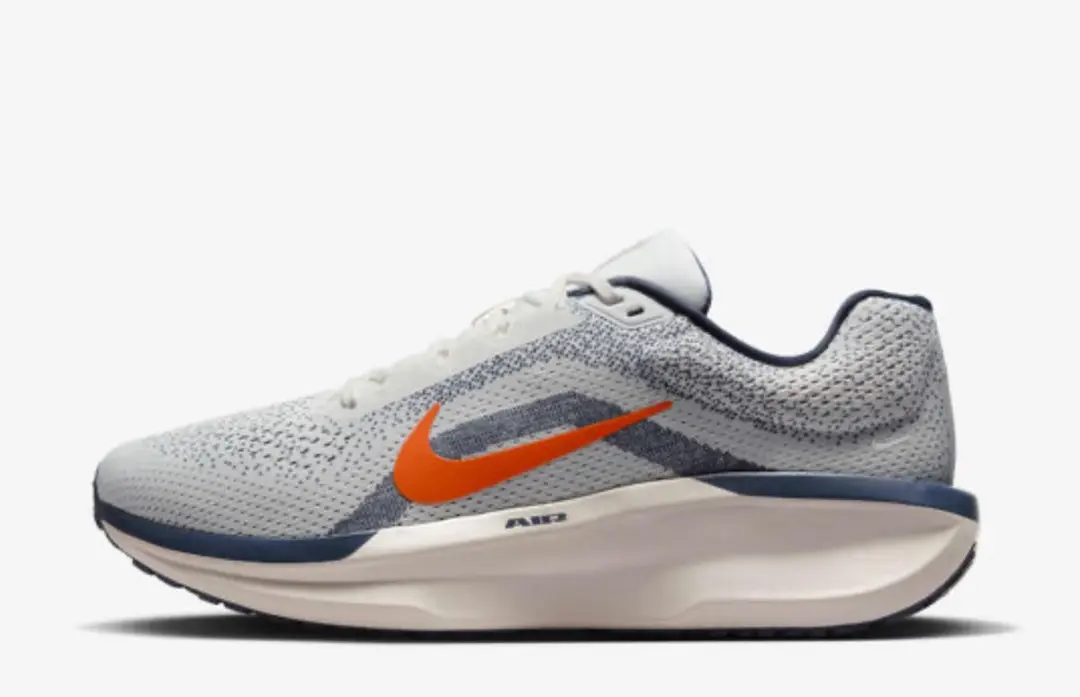 Nike Winflo 11 Hardloopschoenen FJ9509-103 - Maat 43 - Grijs/Wit/Orange