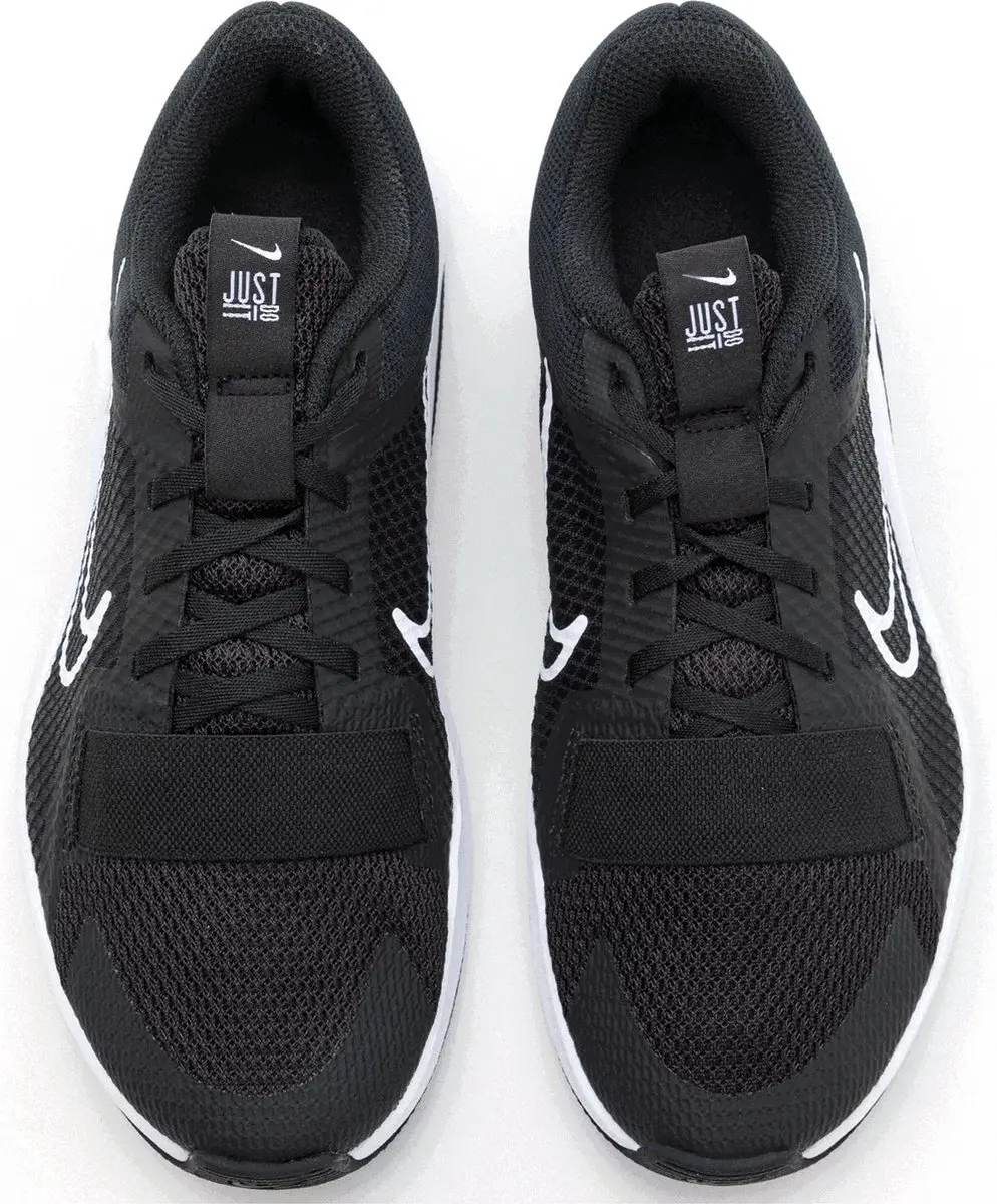 Nike MC Trainer 2 Sportschoenen Vrouwen 43 - Zwart/Wit