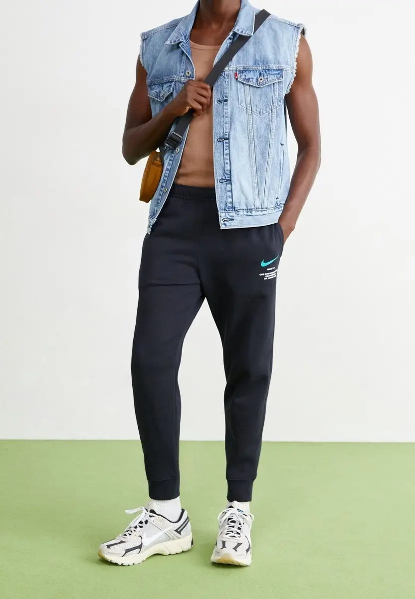 Nike Athletics Jogger - XS - Zwart