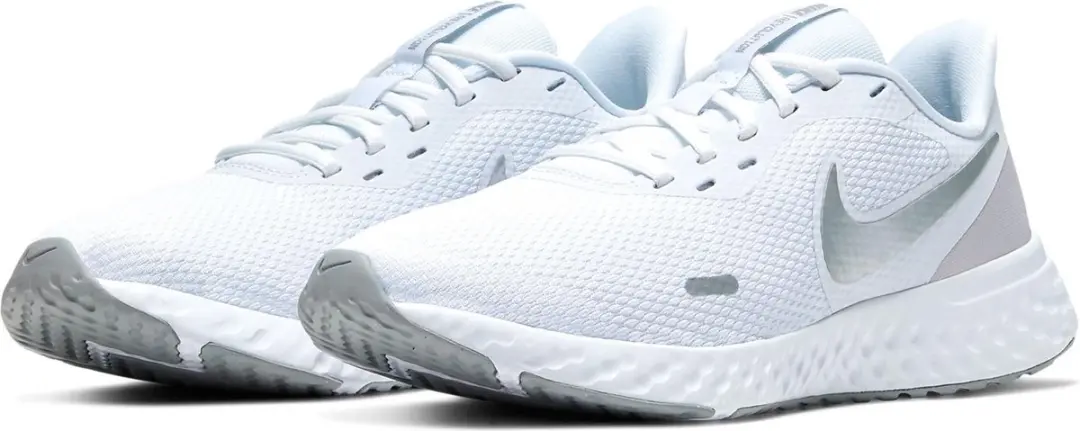 Nike Revolution 5 Dames Hardloopschoenen 40.5 - BQ3207-100