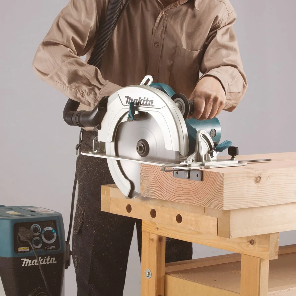 Makita HS0600 Cirkelzaag 2000W - 270mm - afbeelding 6 van 6