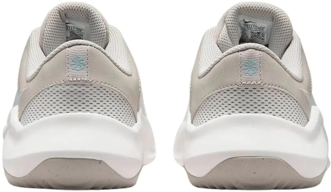 Nike Legend Essential 3 Next Nature Sportschoenen - Lichtgrijs/Lichtblauw - Maat 41