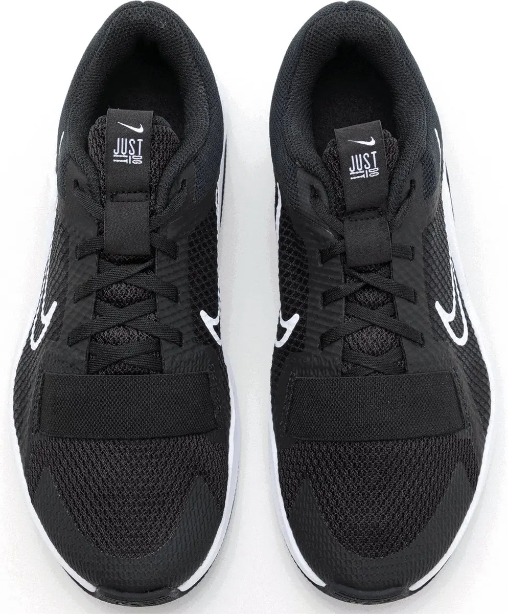 Nike MC Trainer 2 Sportschoenen - Maat 39 - Zwart/Wit