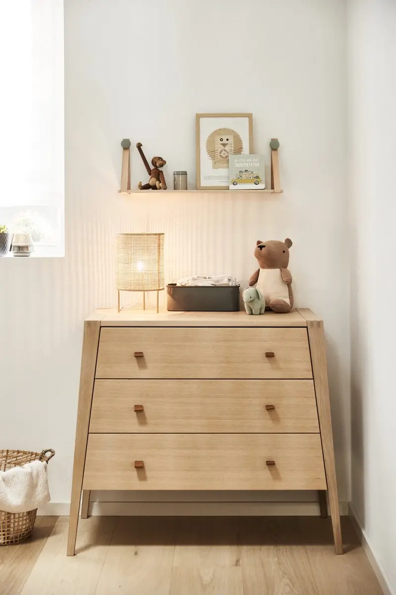 Leander Linea Commode Oak