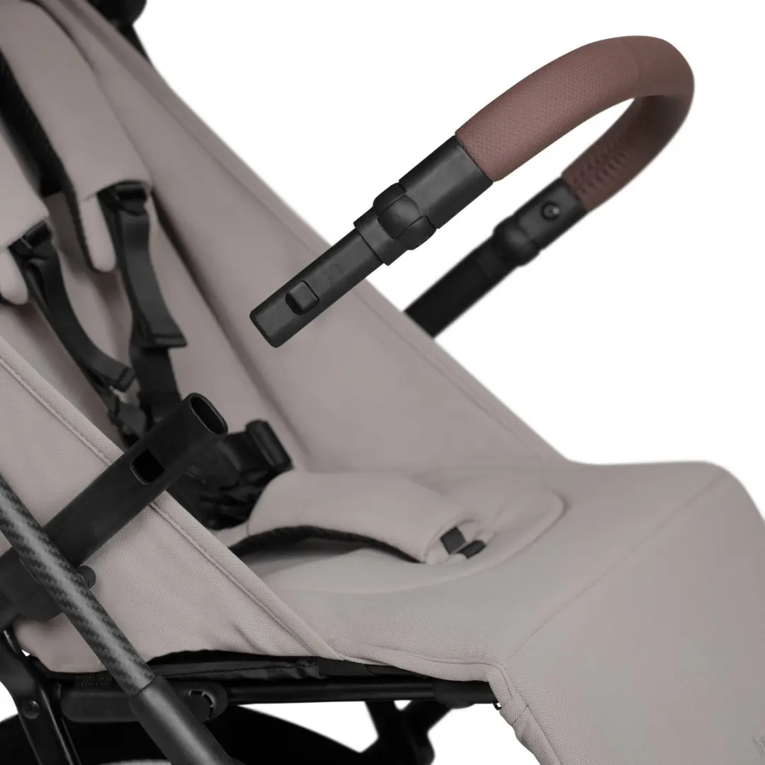 Hauck Lite N Care Reisbuggy - 5,5 kg - Sandy Taupe