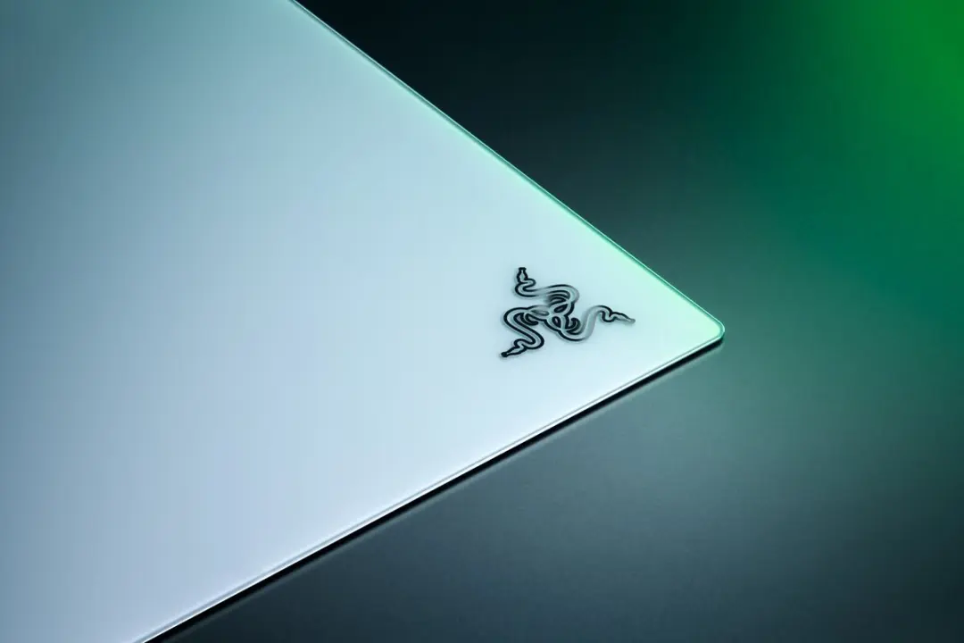 Razer Atlas Pro Premium Muismat RZ02-05760100-R3M1 - 500x400mm - Wit