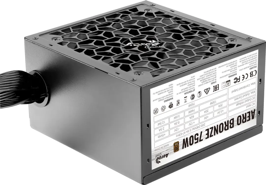 Aerocool AeroB750 Voeding 750W - Zwart
