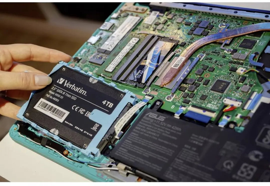 Verbatim Vi550 S3 4TB SSD - 2.5 inch SATA III - afbeelding 6 van 6