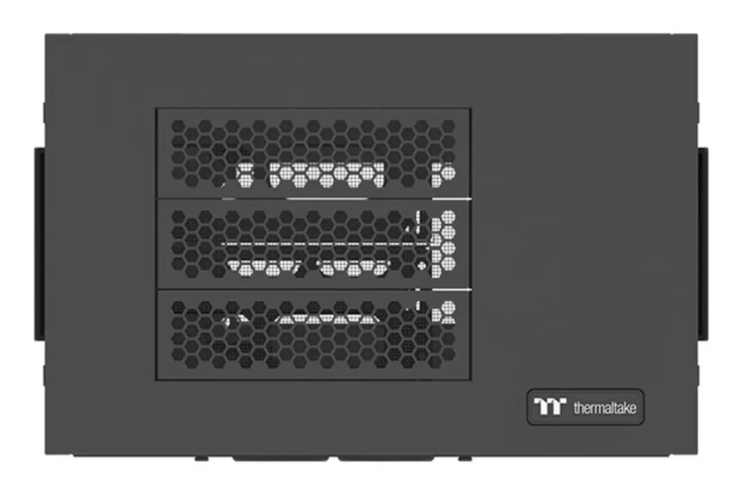 Thermaltake AX100 Rack CA-11C-00D1NN-00 - 16 Bays - Zwart