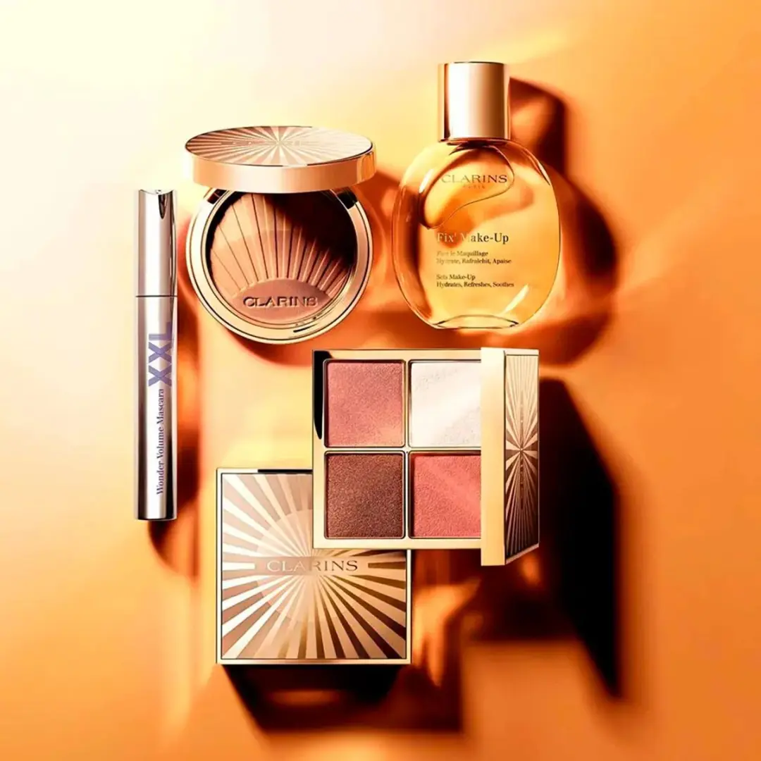 Clarins Summer Look Fix Make-Up 50ml - Limited Edition
