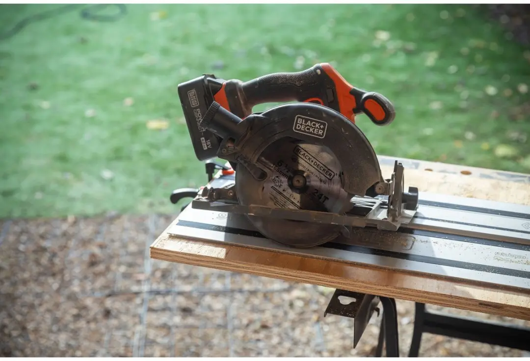 BLACK+DECKER 18V Brushless Cirkelzaag BLCCS78M1-QW - 165mm - 4.0Ah Accu