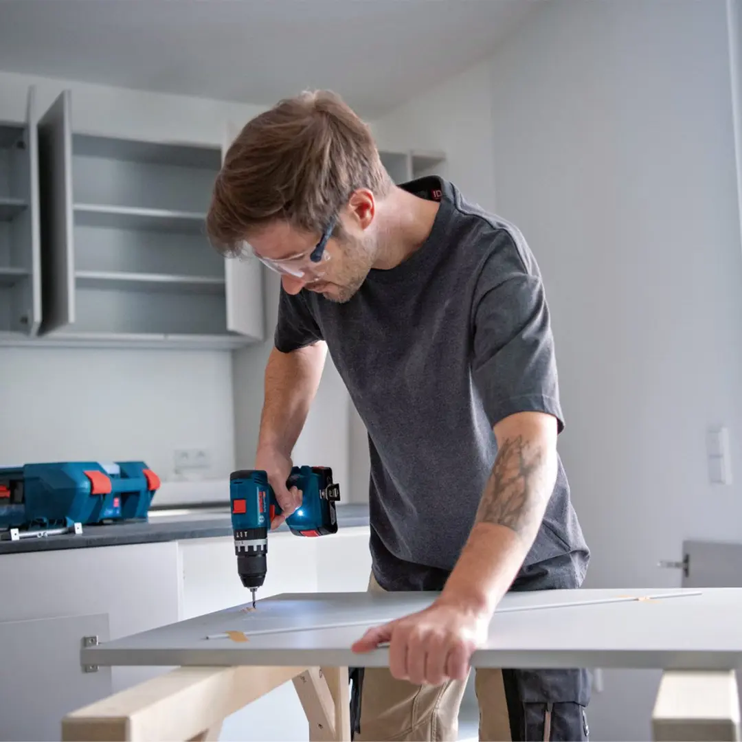 Bosch Professional GSB 18V-45 Klop-/Schroefboormachine - 2x Accu - L-Boxx