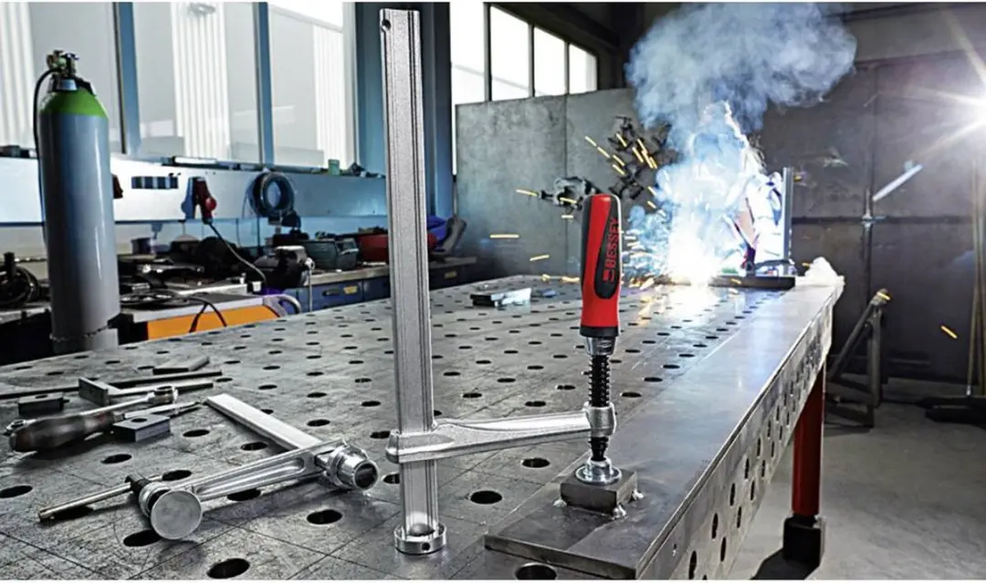 Bessey TW28-30-14K Diepe Lijmtang - 300mm Spanbreedte