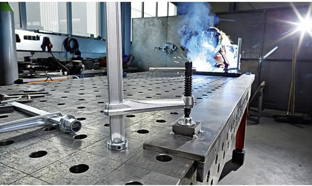Bessey TW28-30-14K Diepe Lijmtang - 300mm Spanbreedte