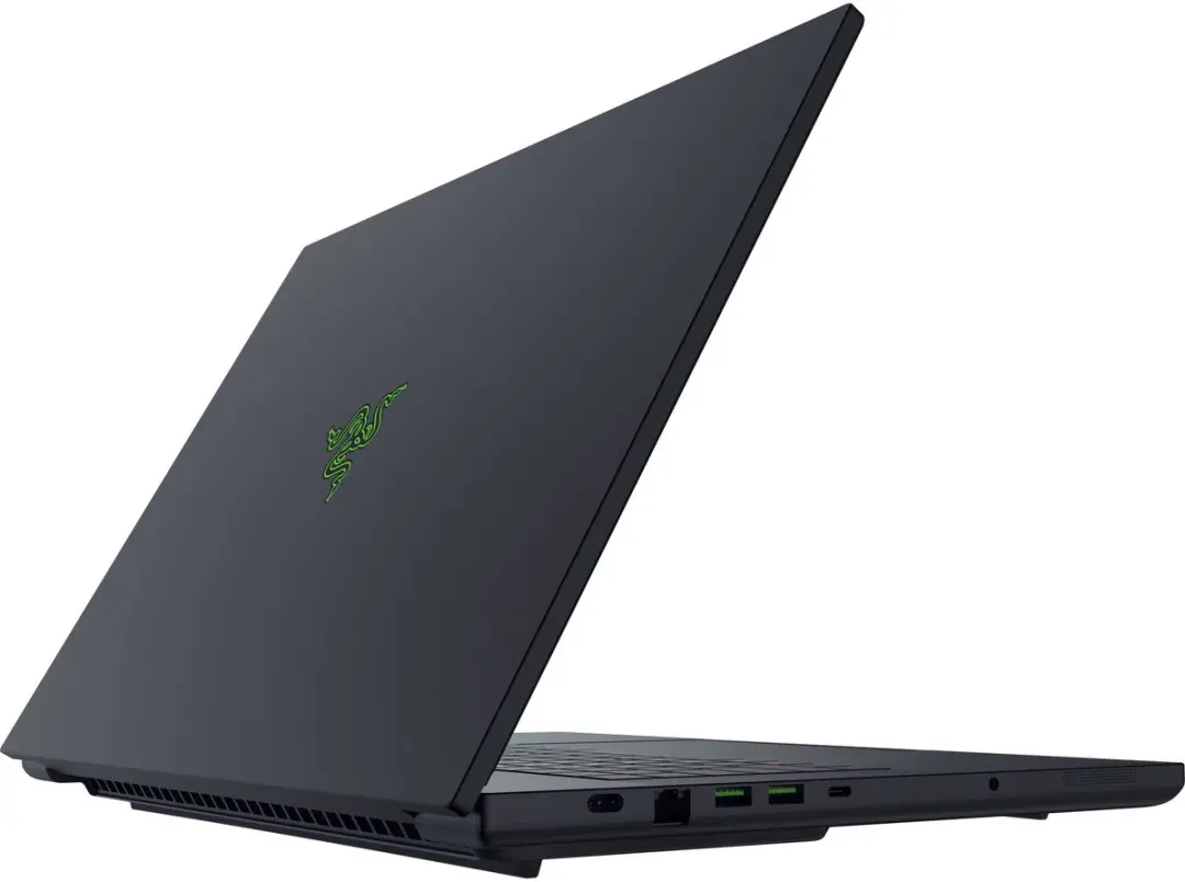 Razer Blade 18 RZ09-05829ER4-R3E1 Gaming Laptop - Zwart