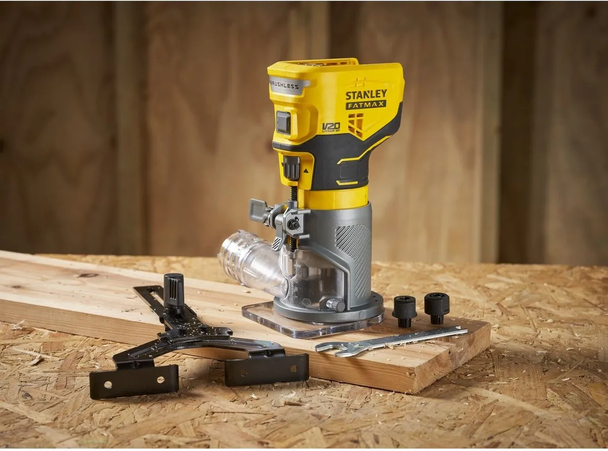 Stanley FatMax V20 SFMCW400B Kantenfrees - 300W - Geel/Zwart