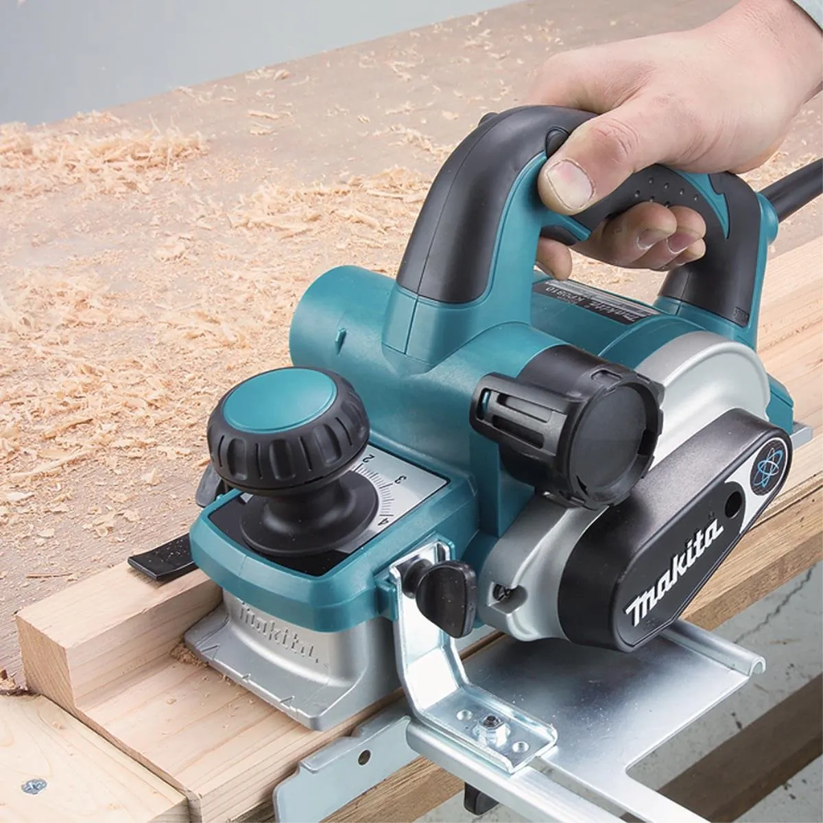 Makita KP0810C Schaafmachine 1050W