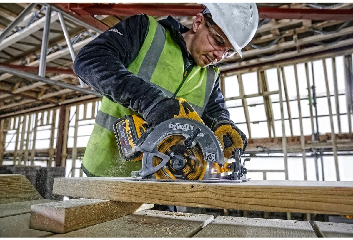 DeWalt DCS578NT 54V FlexVolt Accu Cirkelzaag 190mm