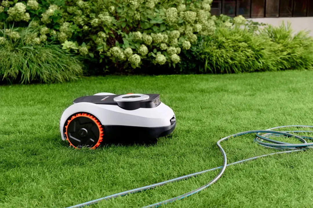 Navimow i208 Robotmaaier 800m² - 45% Helling - Lidar+Vision