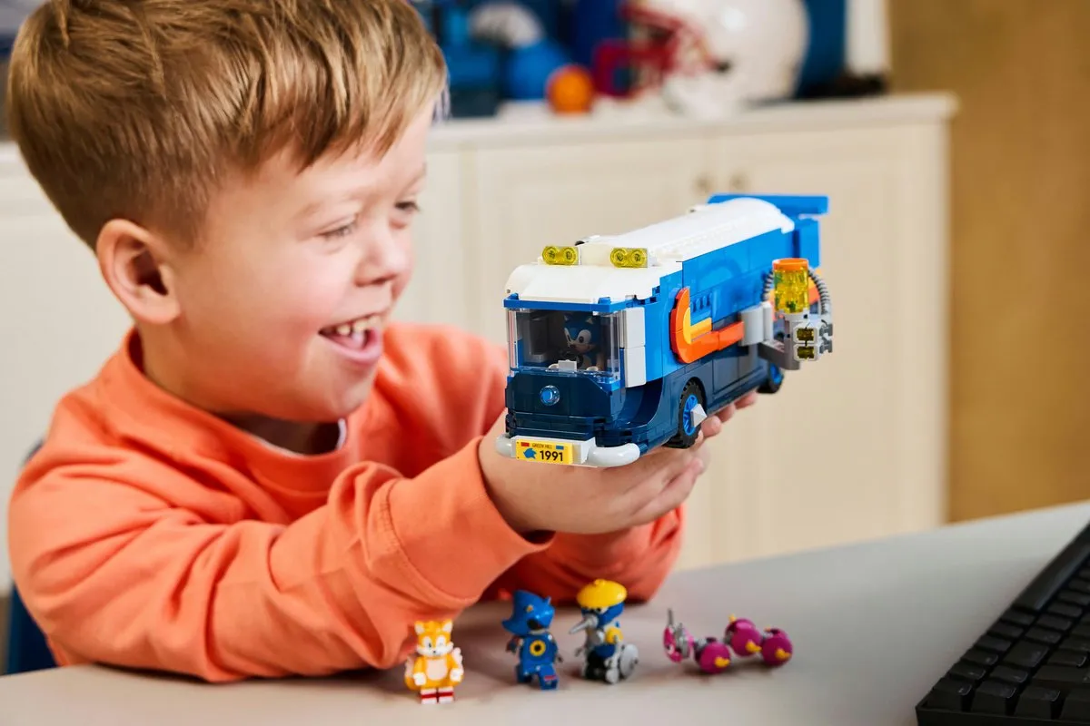 LEGO Sonic Team Sonic Commandotruck 77006 - 747 Stukken - 5 Minifiguren - Multicolor