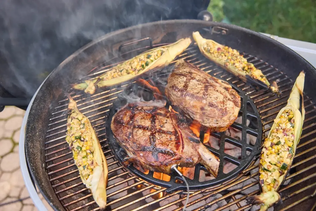 Weber Performer Premium Smart 57 Houtskool BBQ - 57cm