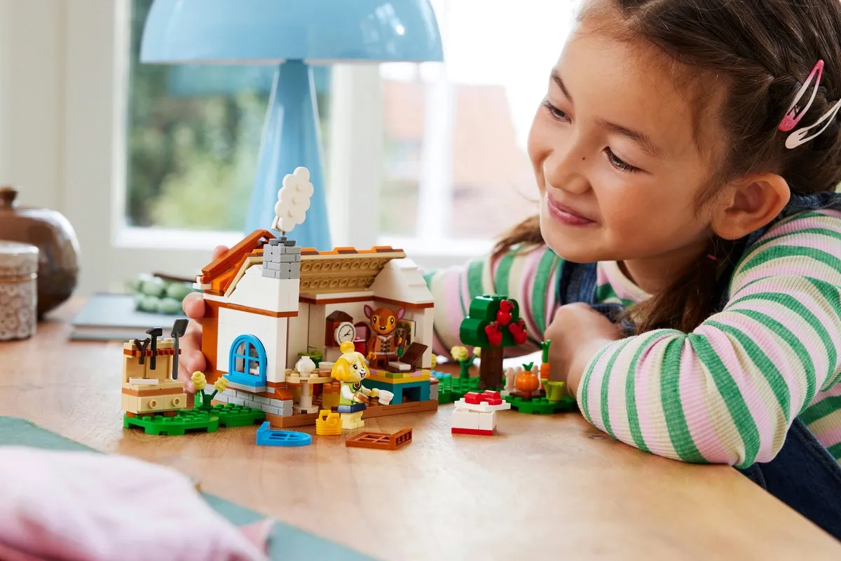 LEGO Animal Crossing Isabelle op Visite 77049 - 2 Minifiguren
