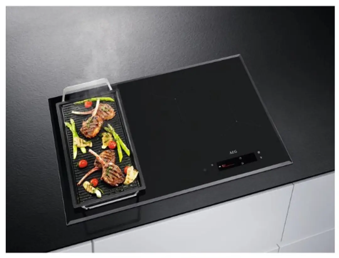 AEG IAE84851FB Inbouwinductiekookplaat 4 zones