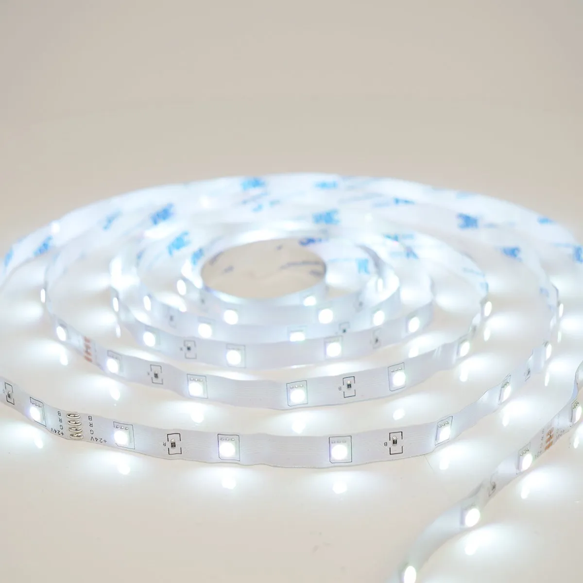 Eglo LED Stripe-E LED Strip 300cm - Wit/RGB - Dimbaar - afbeelding 5 van 6