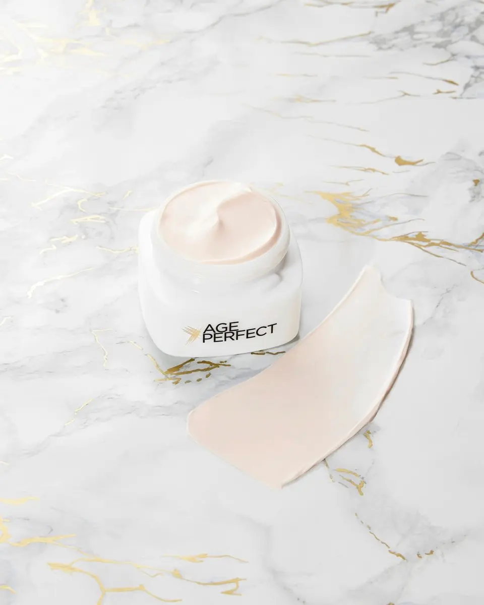 L'Oréal Paris Age Perfect Nachtcrème Pro-Collageen 50ml - afbeelding 3 van 6