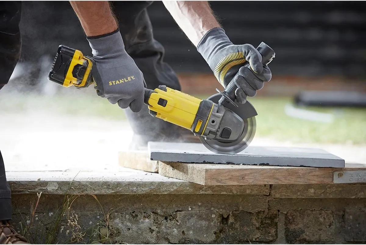 Stanley FatMax V20 18V Haakse Slijper 125mm SFMCG400B-XJ
