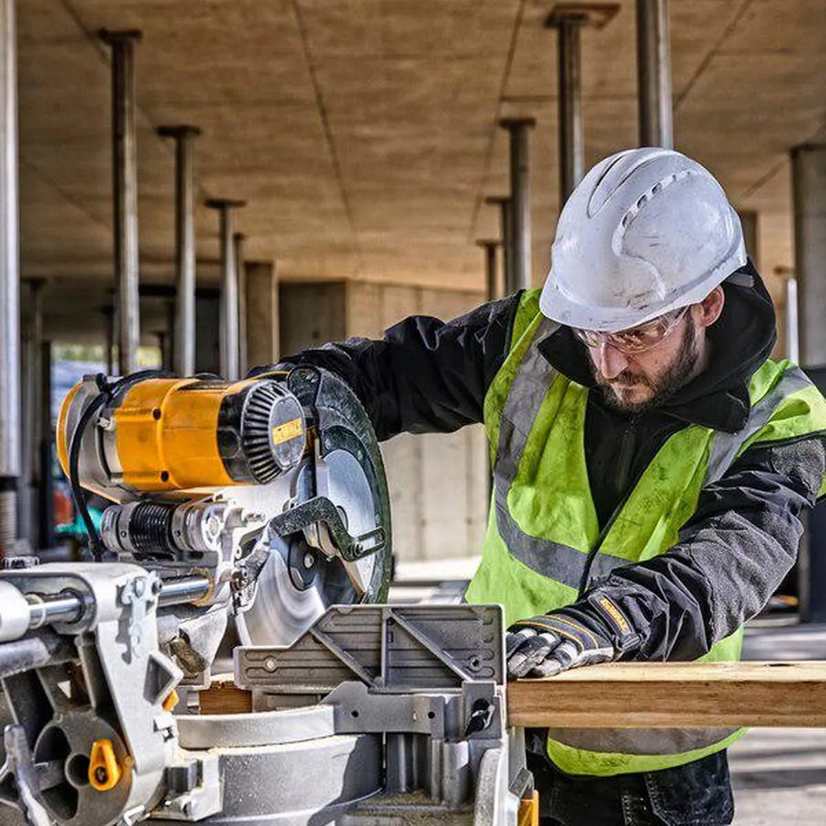DeWalt DWS780 Afkortzaag - 1675W - 345mm - afbeelding 6 van 6