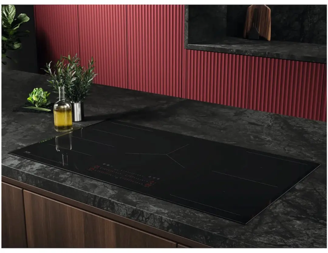 AEG TK95II08FB Inbouwinductiekookplaat 90cm - 5 Zones - Zwart