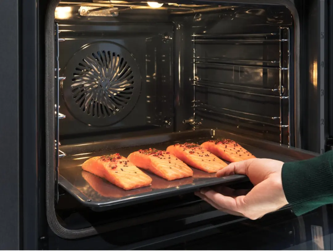 Electrolux KOBCS31X Stoomoven 70L - 3500W - Zwart