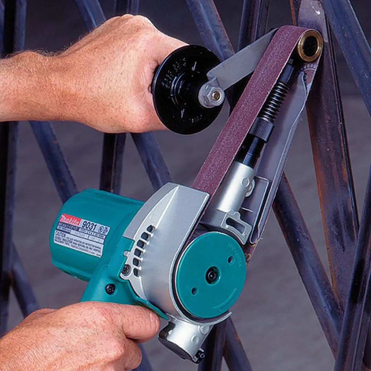 Makita 9031 Stripschuurmachine - 550W - afbeelding 6 van 6