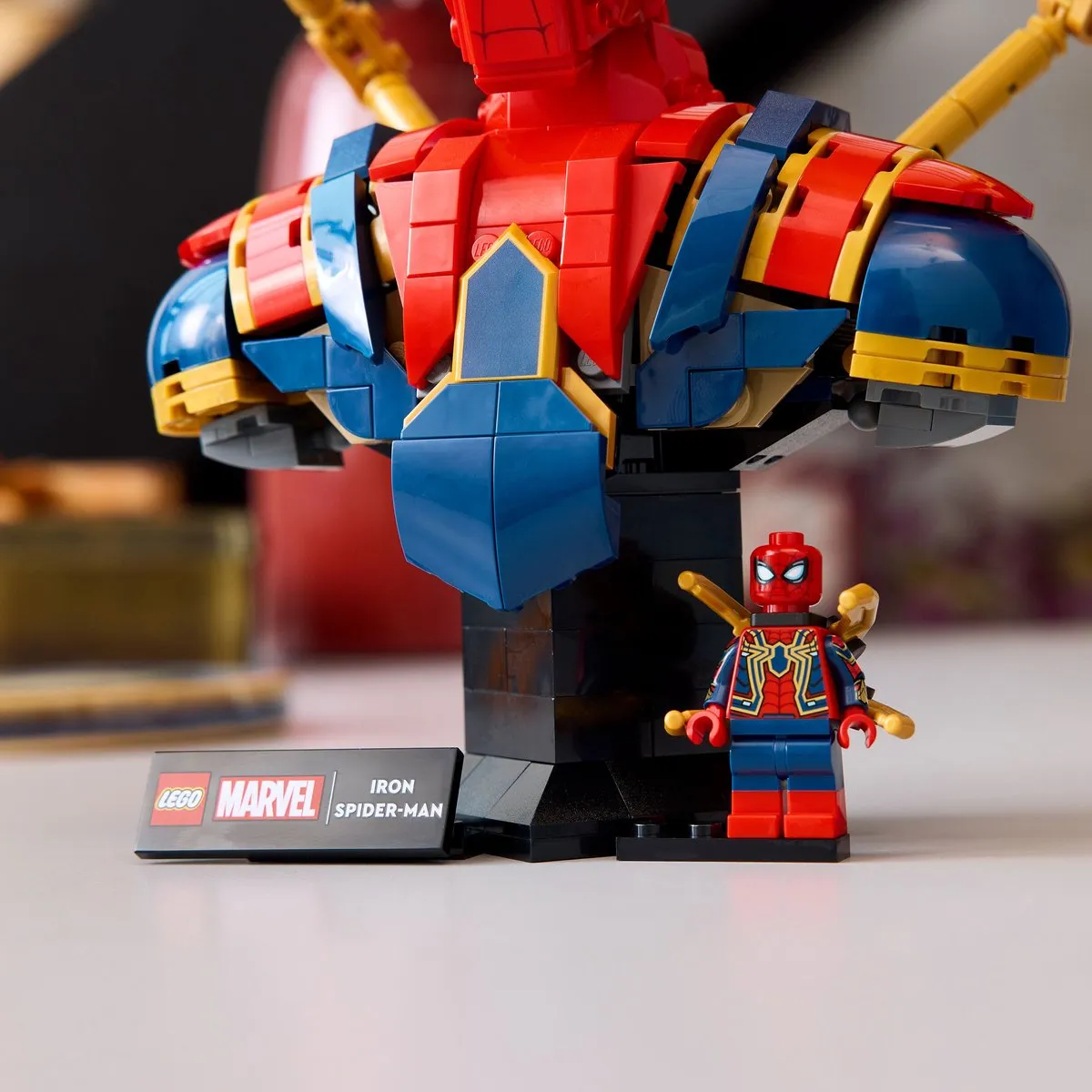 LEGO Marvel Iron Spider-Man Buste 76326 - 379 Stukken - Multicolor - afbeelding 6 van 6