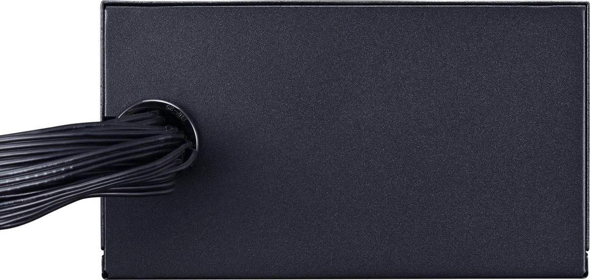 Cooler Master MWE 650 Bronze Voeding - 650W - Zwart