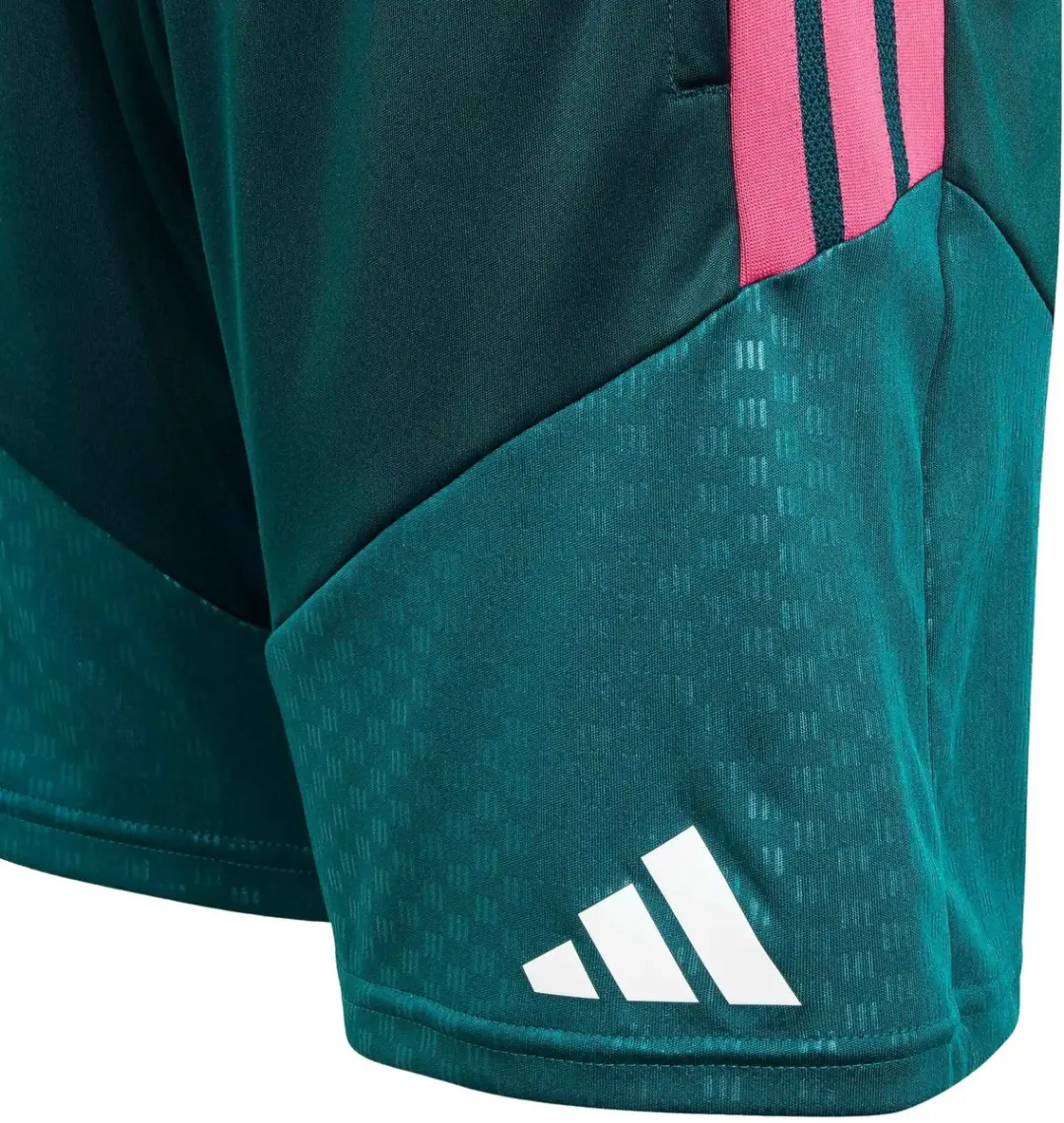 Adidas Real Madrid Training Short 2026/2027 KB6336 - Maat 152 - Groen/Blauw/Roz