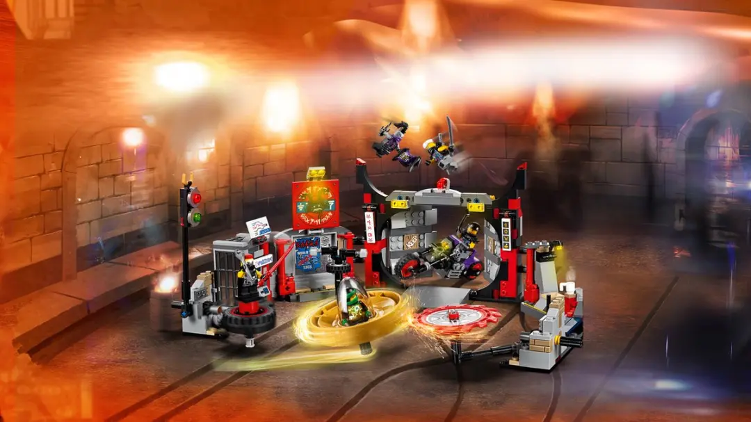 LEGO S.O.G. Hoofdkwartier - 530 Stukken - 5 Minifiguren - Rood