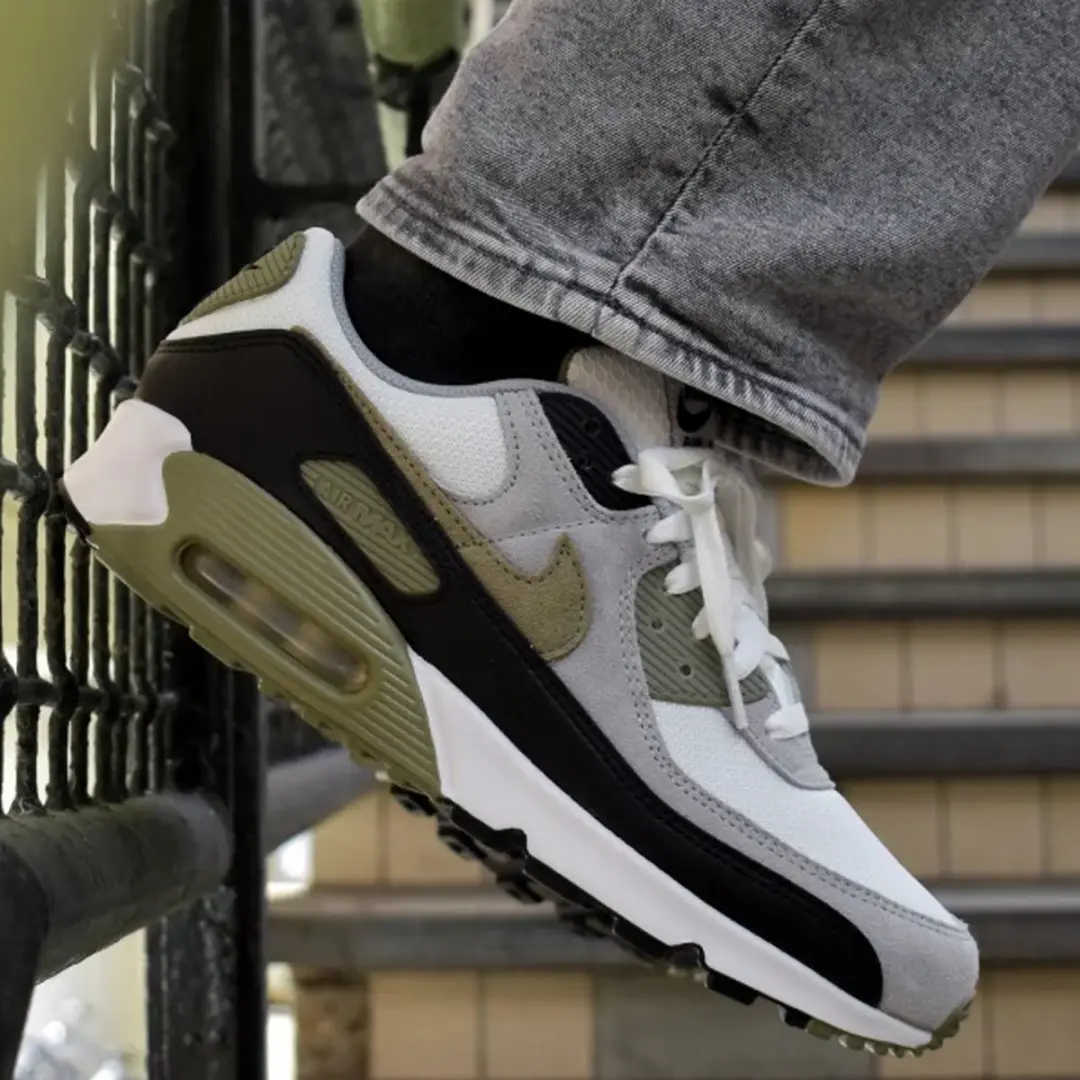 Nike Air Max 90 Silver Sage Sneakers - 44.5