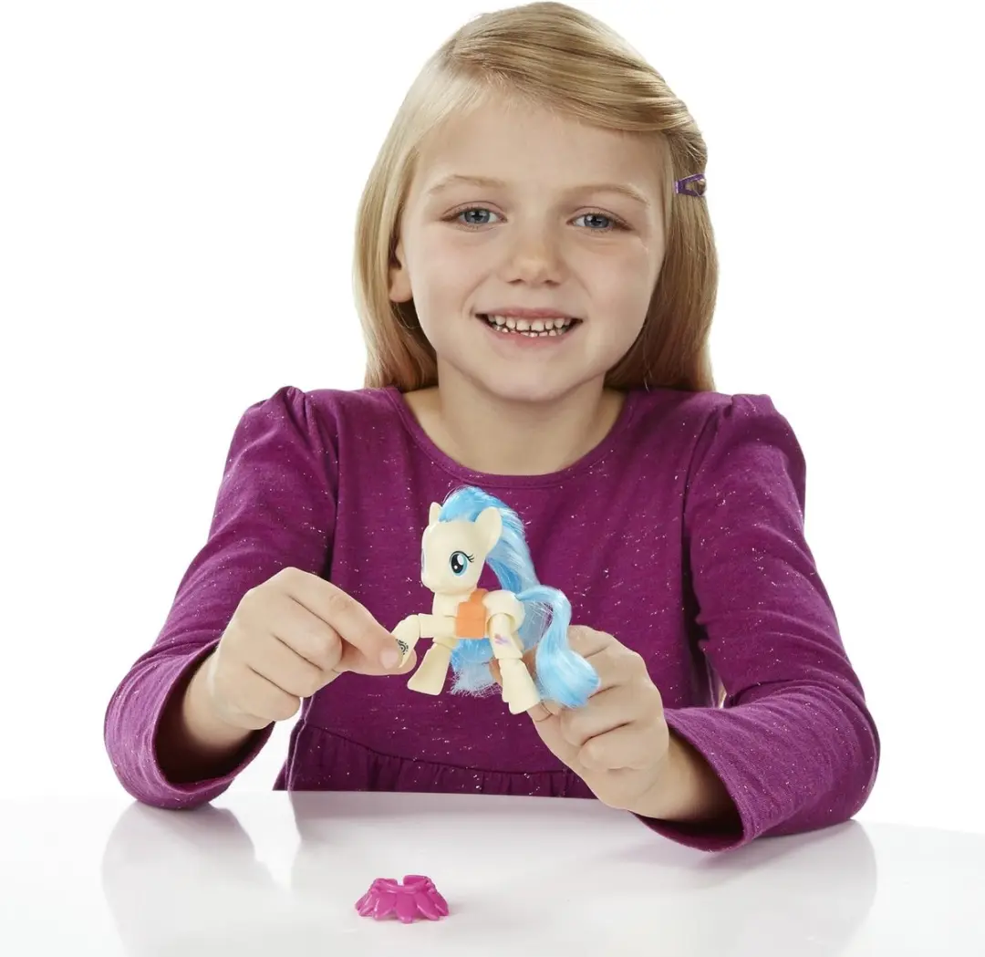My Little Pony Explore Equestria Miss Pommel - Multicolor